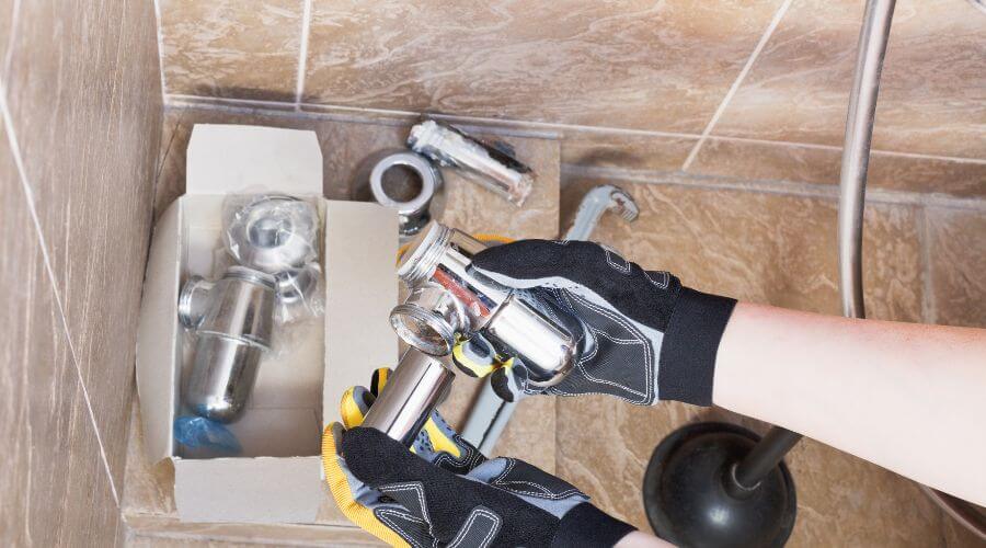 Expert flood damage restoration services in Algonquin, IL